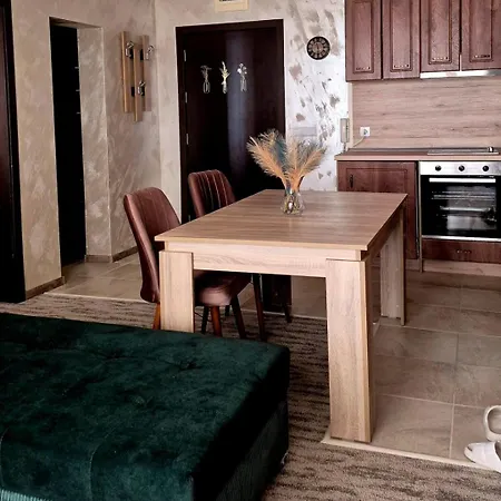 White Cliffs первая линия Byala (Varna)