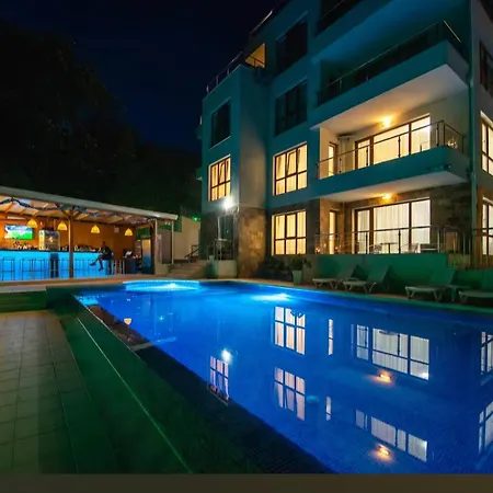 White Cliffs первая линия Apartment